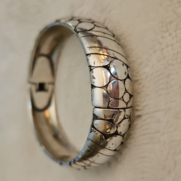 BRIGHTON Textured Pebble Magnetic Clamper Bangle Bracelet - Picture 3 of 9